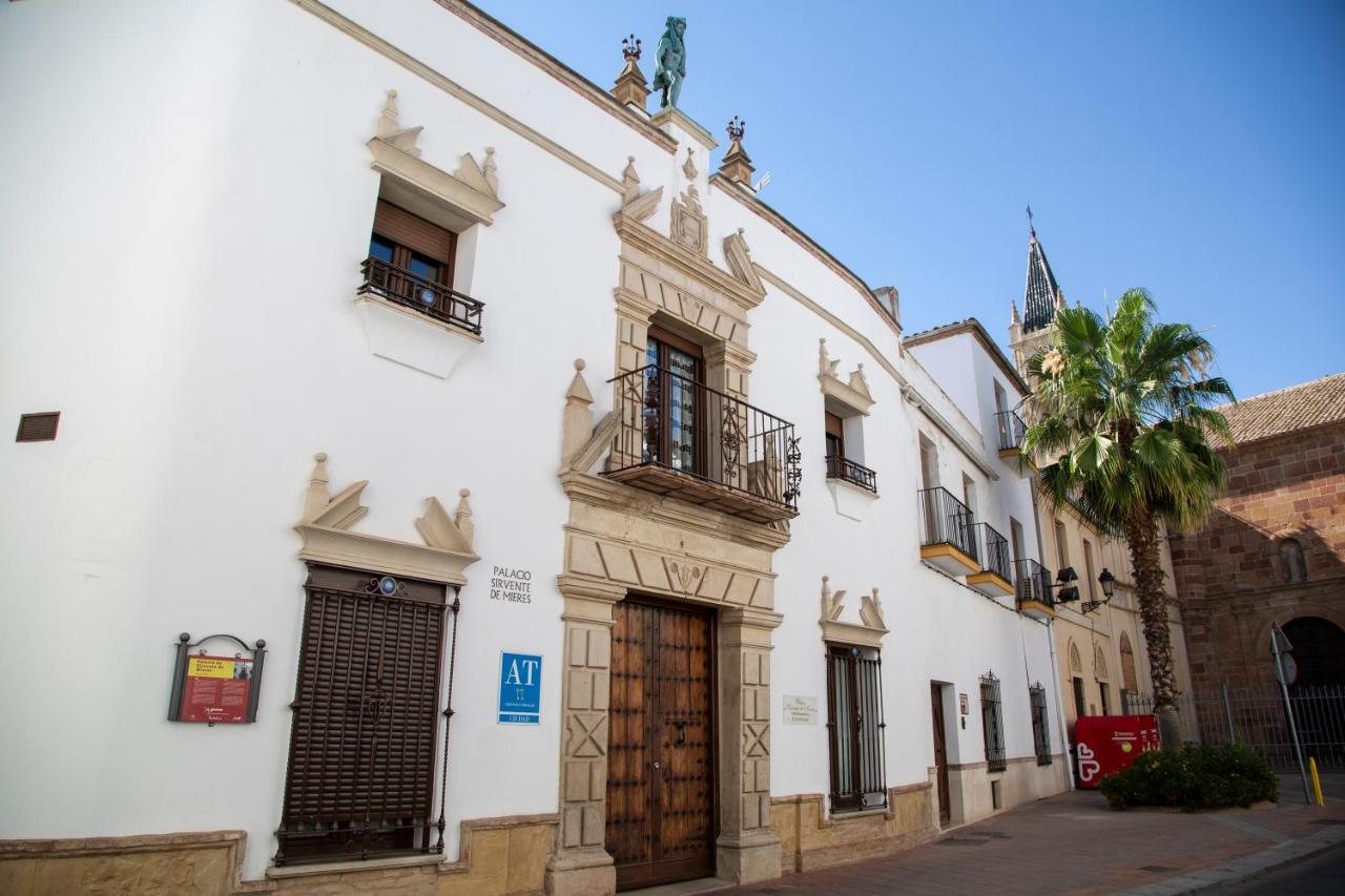 Palacio Sirvente Mieres - Parking Gratuito Andújar Dış mekan fotoğraf