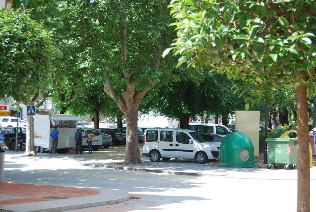 Palacio Sirvente Mieres - Parking Gratuito Andújar Dış mekan fotoğraf